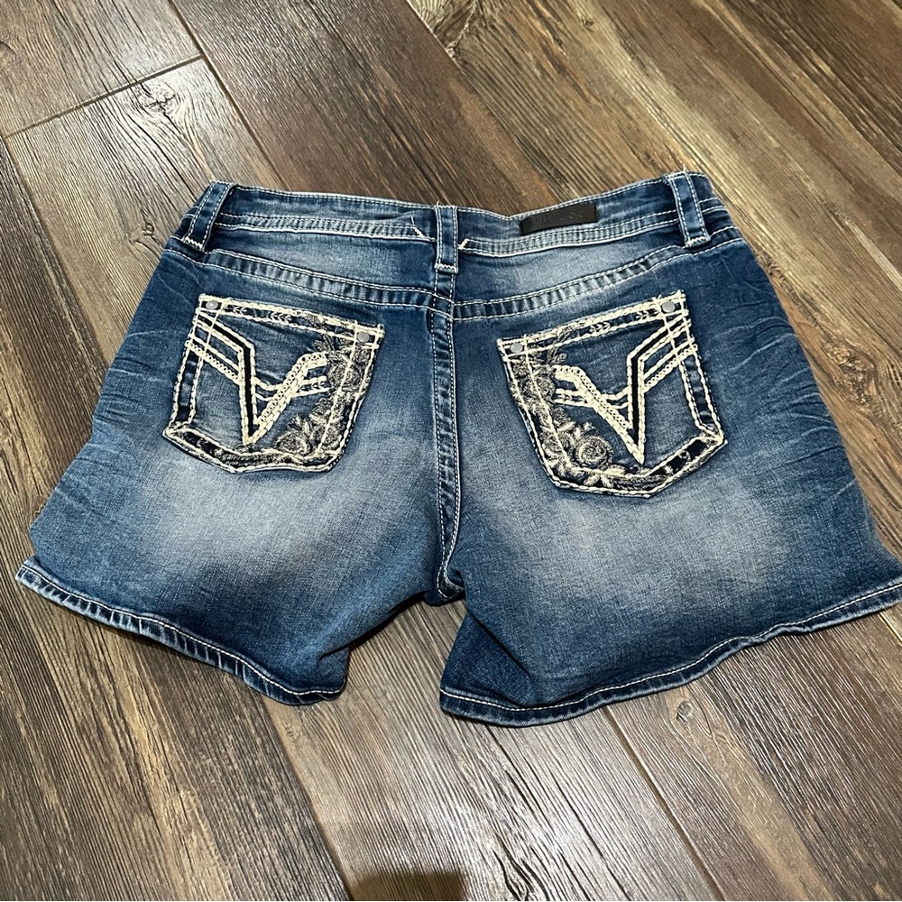 Vigoss Medium Wash Distressed Pocket Jean Shorts